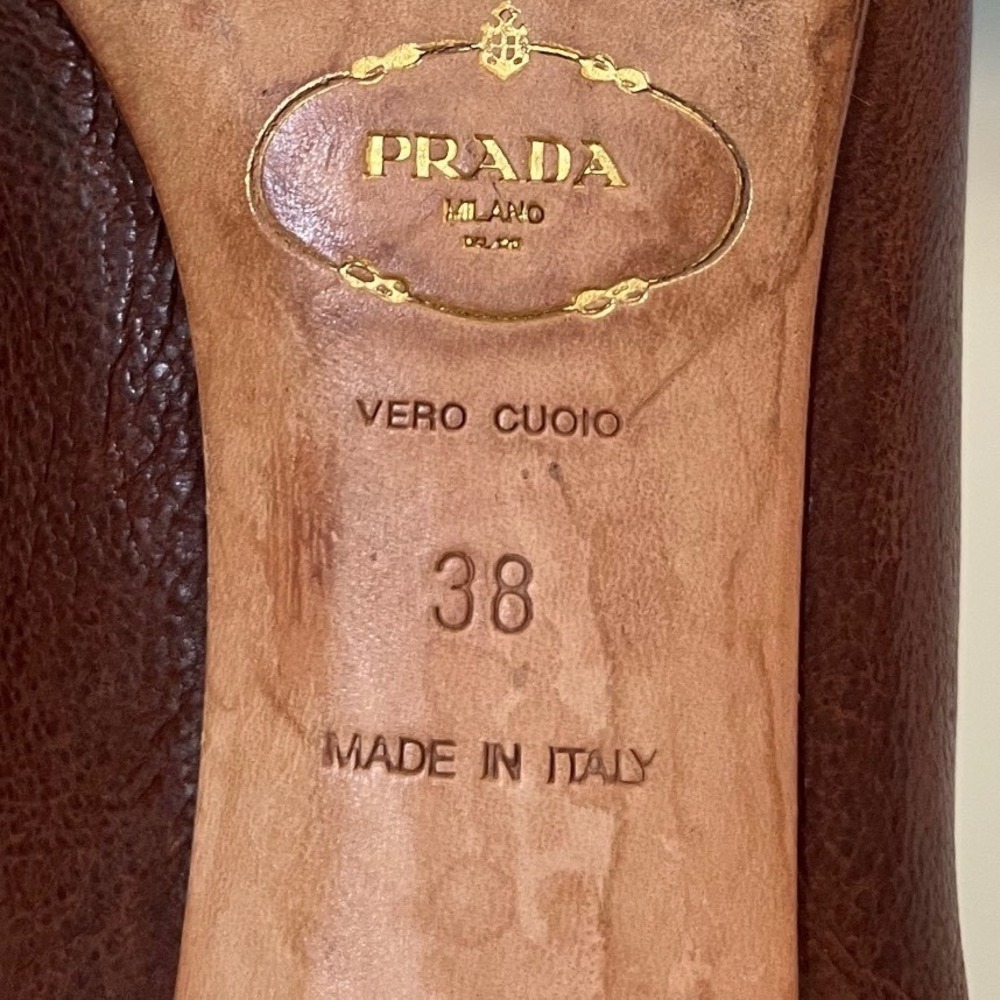 VTG Prada Brown Leather Pointed Toe Heels Buckle 38 Y2K Designer Quiet Luxury - Picture 3 of 9